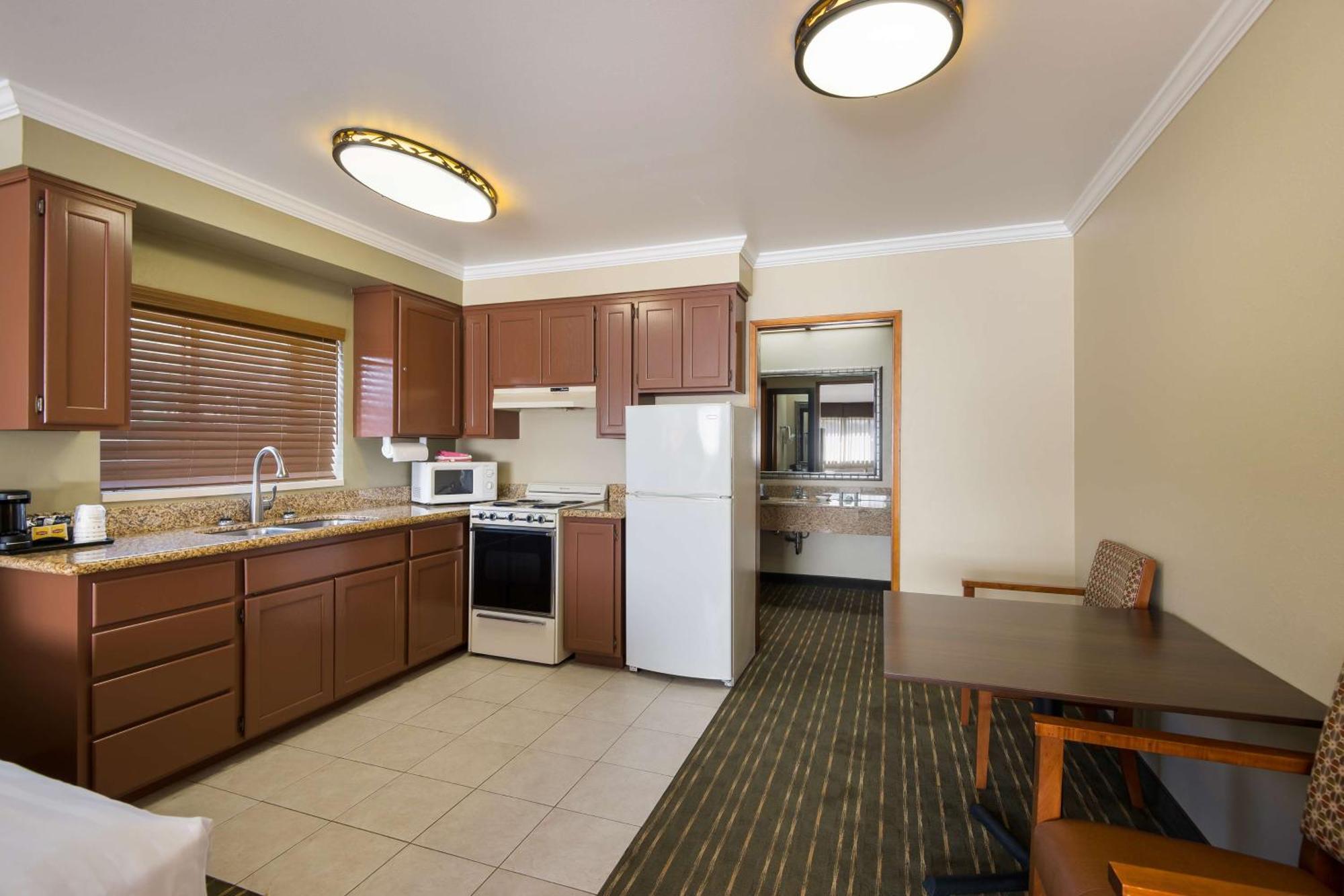 Best Western Holiday Hotel Coos Bay Ngoại thất bức ảnh